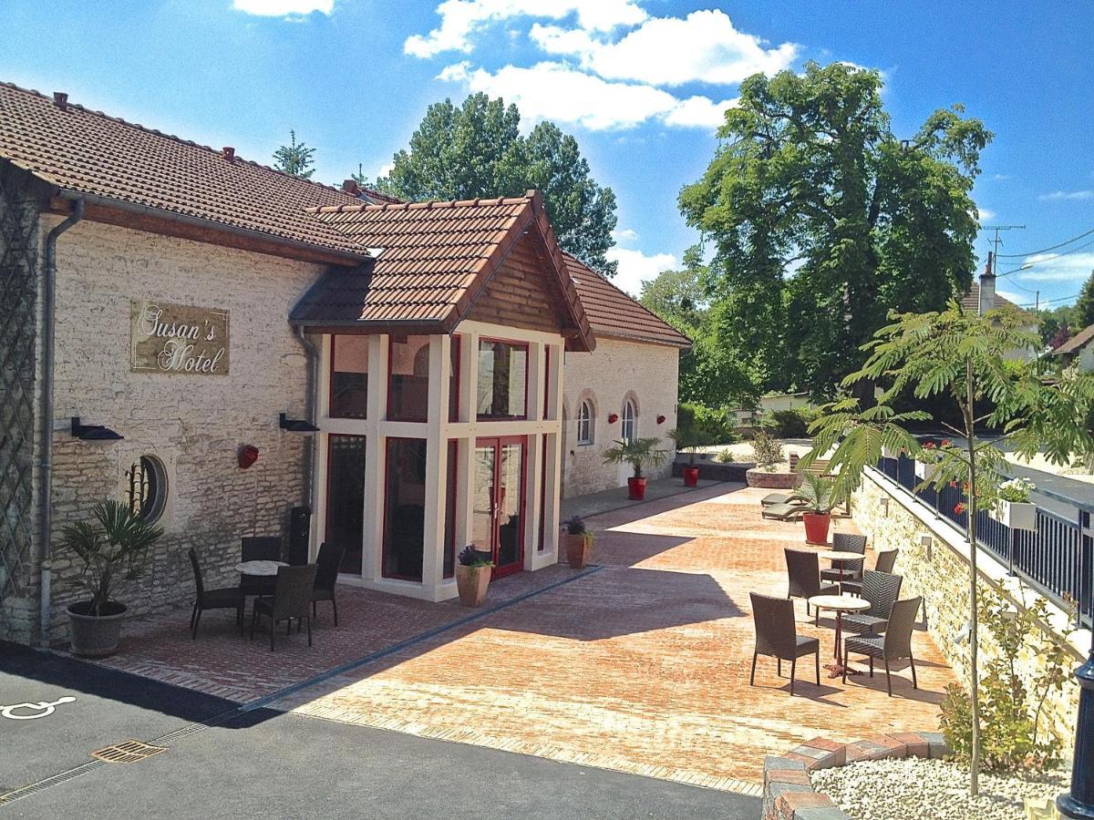 Logis Hostellerie La Chaumiere Arsonval Exterior foto